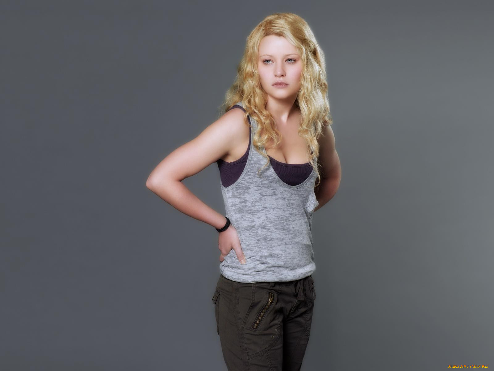 Emilie De Ravin, 